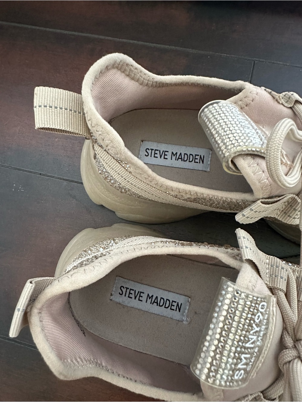Size 9.5 Steve Madden Women’s Maxima Blush Multi Rhinestone Chunky Sneakers - Picture 9 of 10